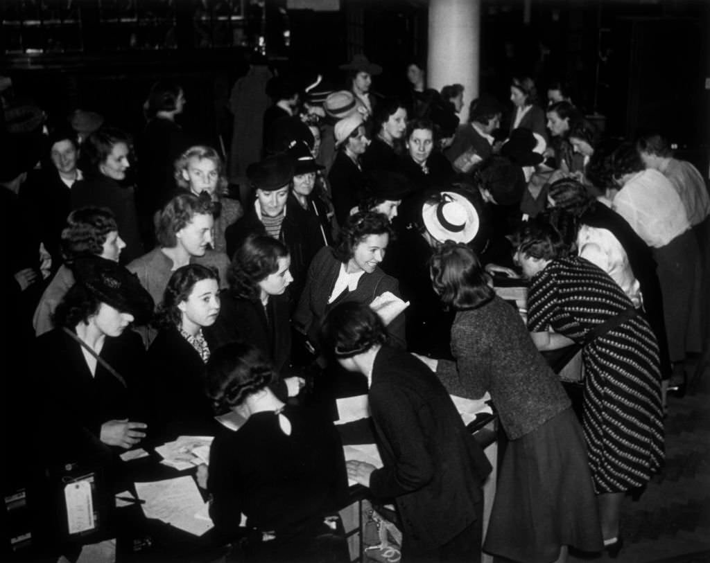 The recruiting office for the Women's Auxiliary Air Force, 1939