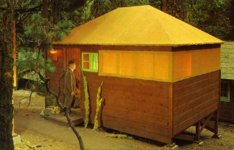 Comfortable cabins, Sequoia and Kings Canyon National Parks, California