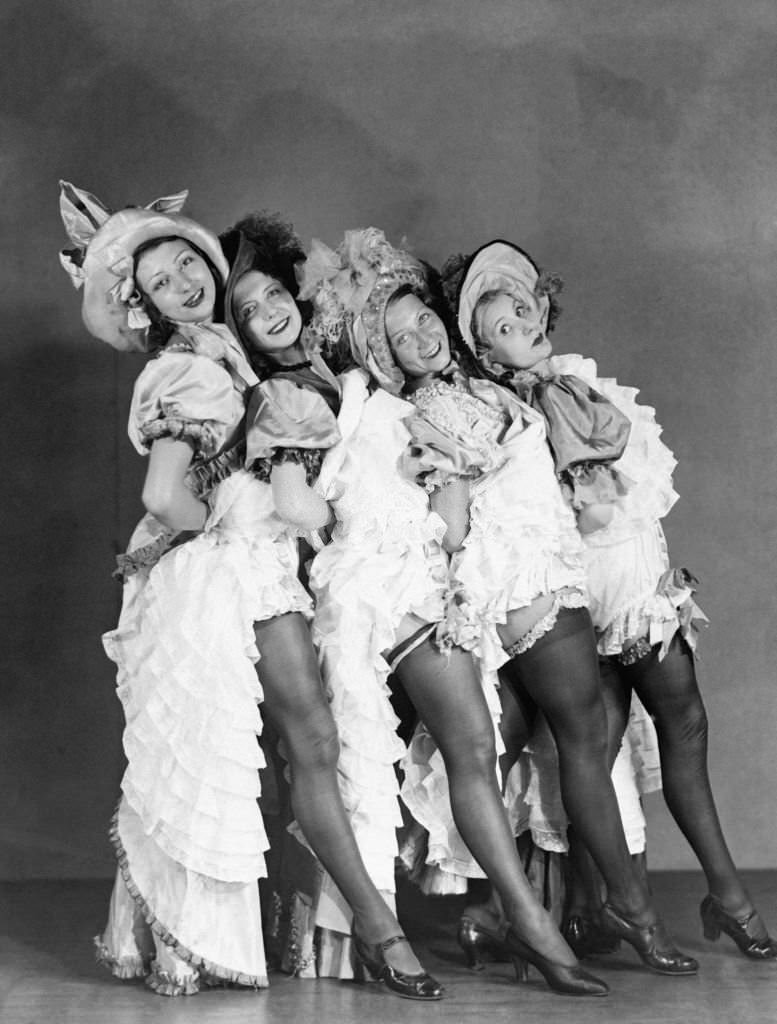 French cancan dancers, 1920