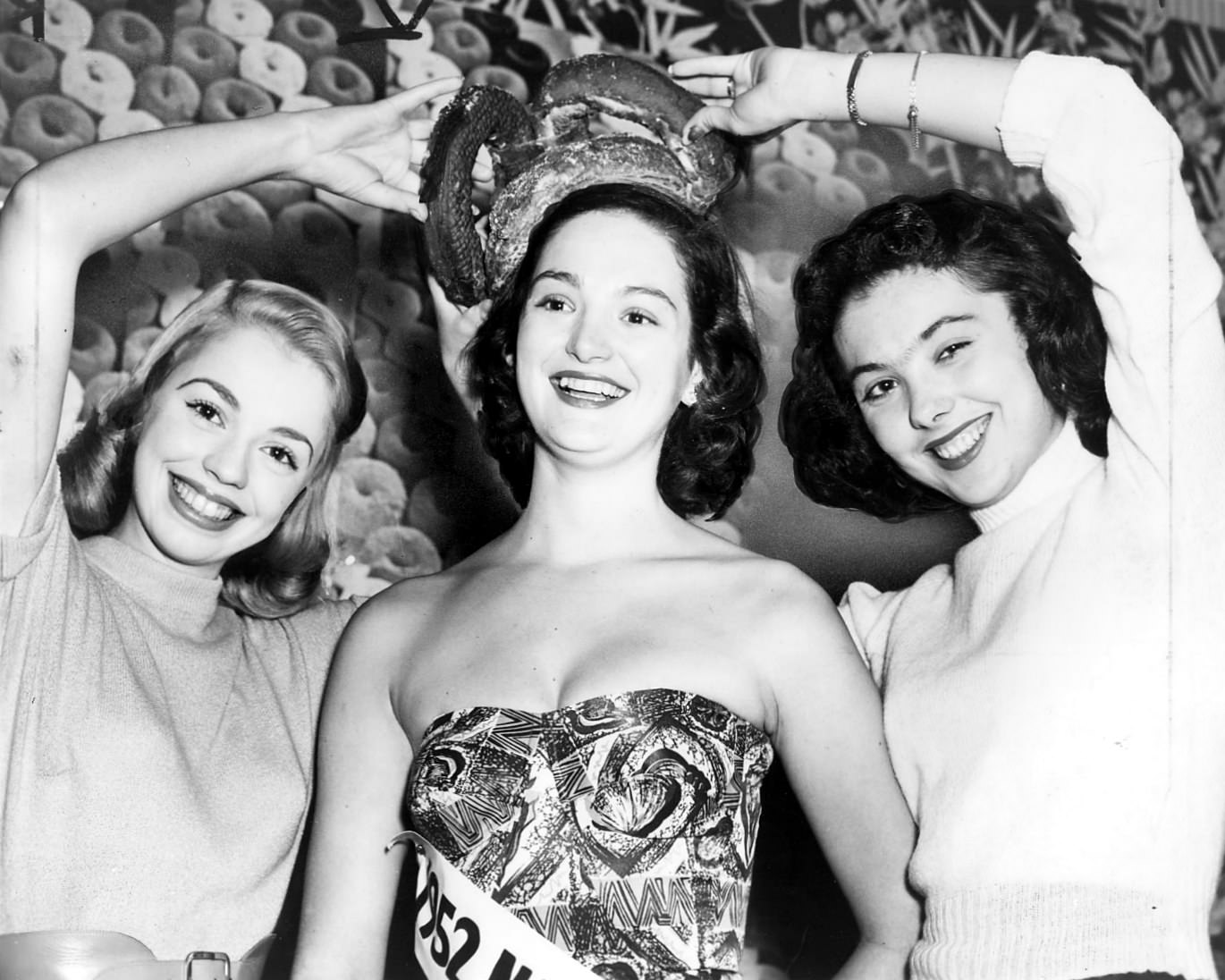 The Bizarre and Beautiful Donut Queens from the 1940s and 1950s