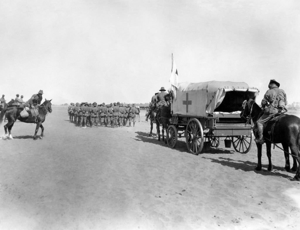 Members of the British Red cross in Egypt during WWI