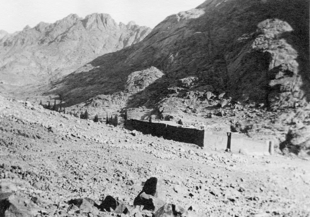 Saint catherine's monastery, Mount sinai, 1912