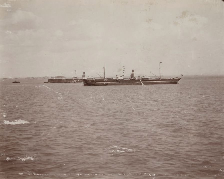 Distant view of Suez, 1910