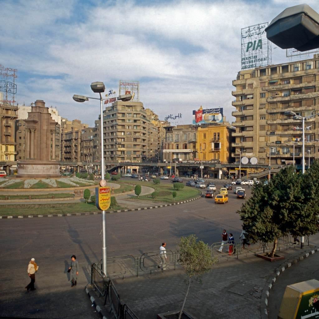 View to the central Midan al Tahrir square at Cairo, Egypt, late 1970s.