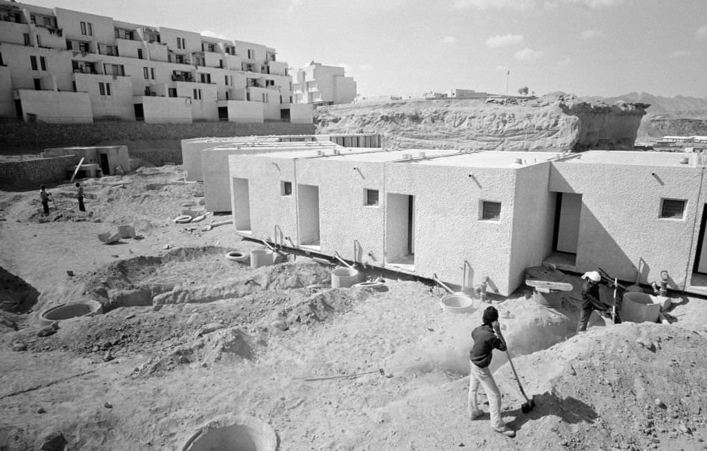 Tourist residence under construction in Sharm el-Sheikh in November 1978