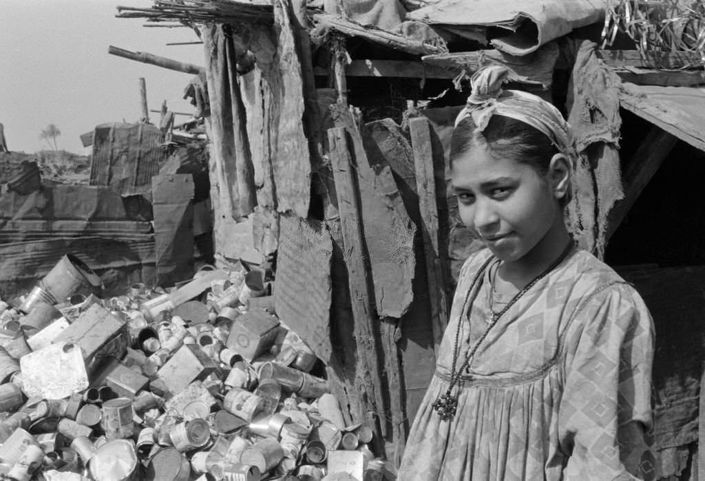 Young girl in a slum on the outskirts of Cairo in October 1978, Egypt.