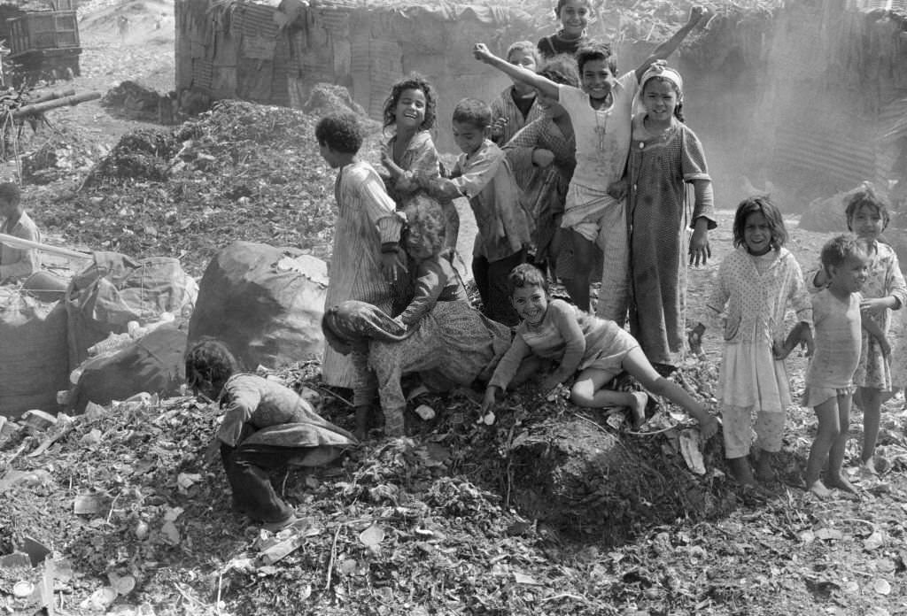 Children at a garbage dump in a slum on the outskirts of Cairo, 1978