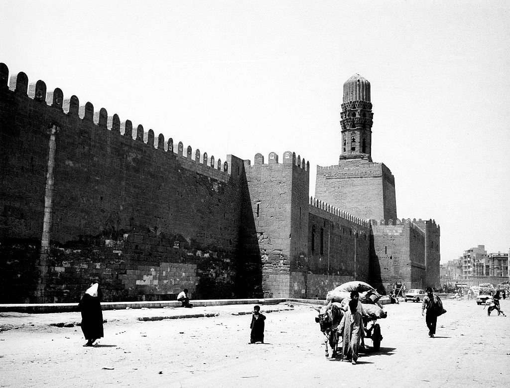 City wall Cairo, 1976- 1976
