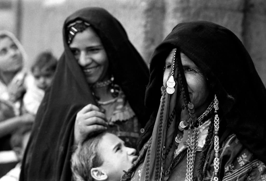 Woman in festival clothes in a village near Cairo (Egypt), 1972