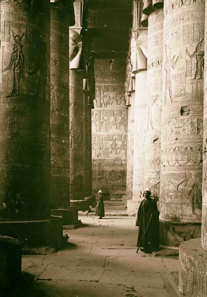 Temple of Hathor, Dendera, Great vestibule, Dandara, 1900