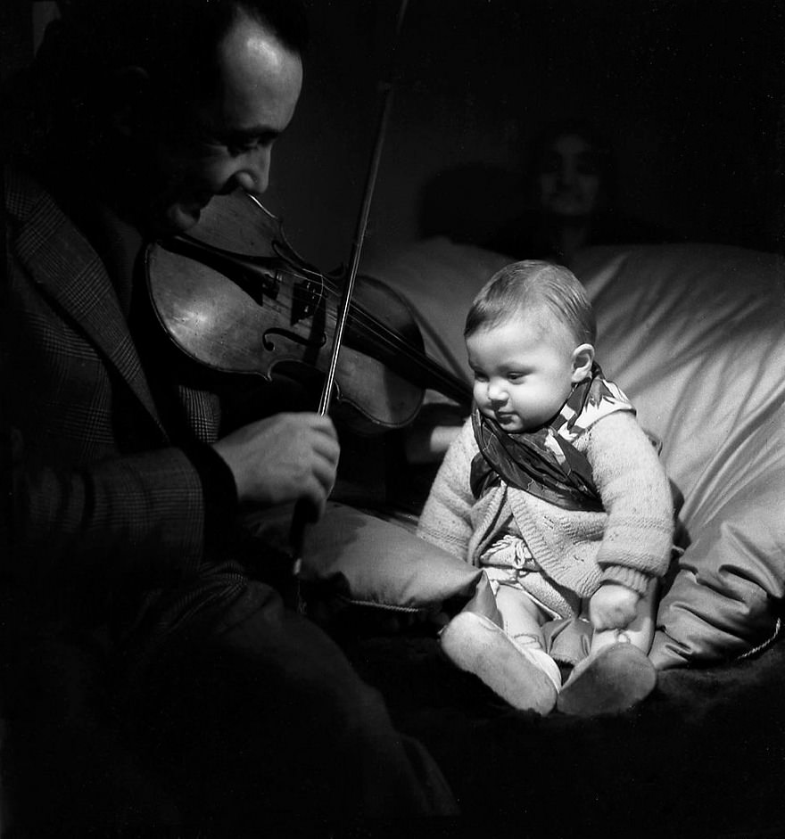 Fascinating Photos of Life in France from the 1930s and 1940s by Émile Savitry