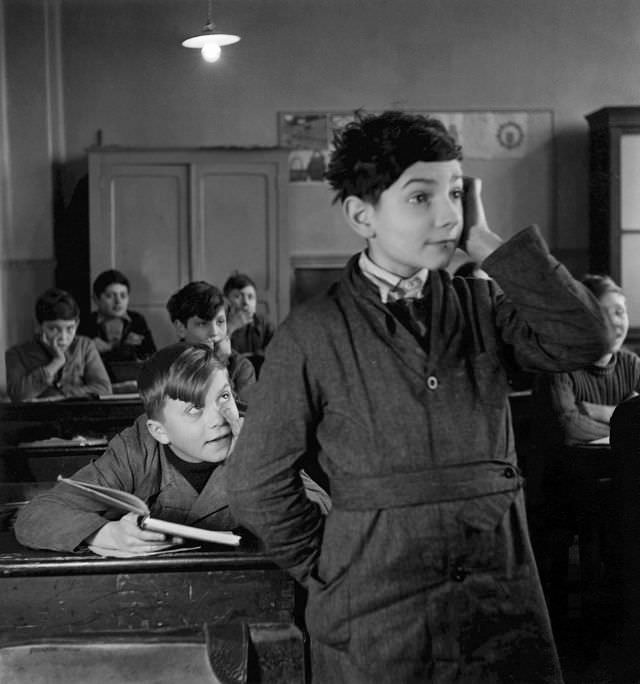 French Children Playing Out in the Streets in the 1930s and 1940s