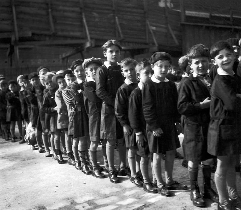 French Children Playing Out in the Streets in the 1930s and 1940s