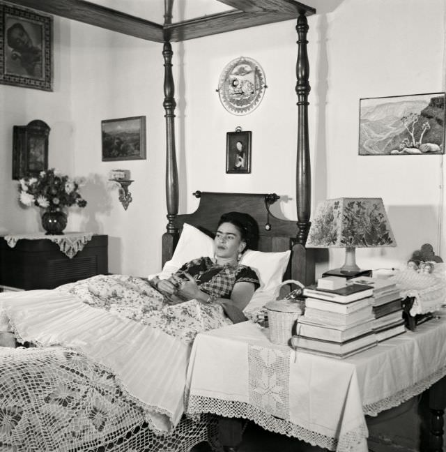 Frida Kahlo in bed, 1951.