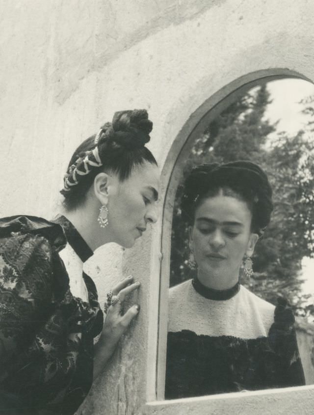 Kahlo at home