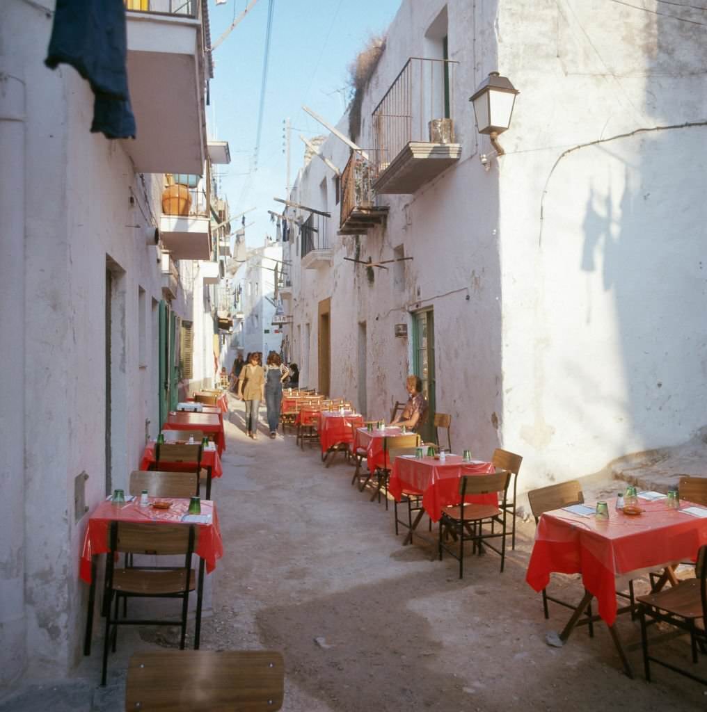 Visiting a restaurant in the city of Ibiza, 1976