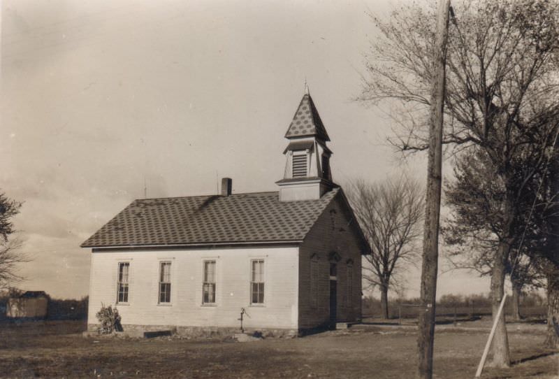 School District 38, Southeast of Topeka, near Shawnee Lake, Kansas, November 1947