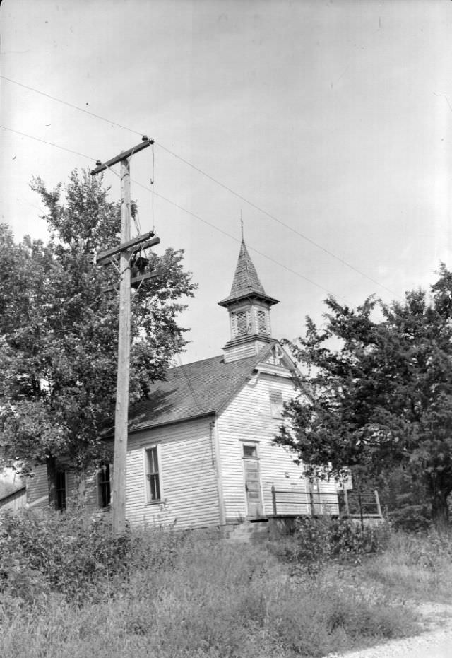 Church, somewhere in the Lawrence-Topeka, Kansas, 1949