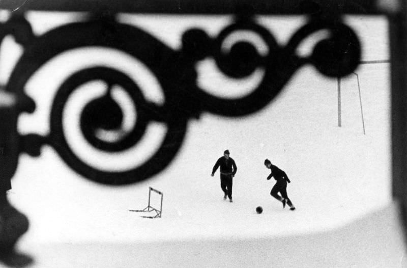 Football in the winter, Kyiv, 1962