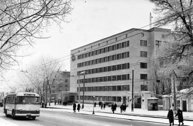 Prospect Victory (Brest-Lithuanian), the administrative center of the metro (now the building of the metro station Kyiv Polytechnic Institute), 1960