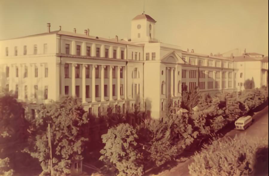 Building of the Academy of Science of the Sovietic Republic of Ukraine, Kyiv, Ukraine 1960s