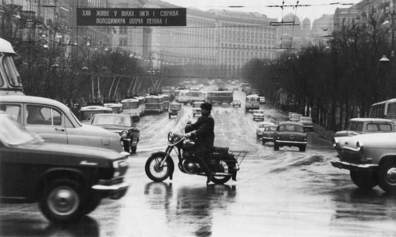 Main street in Kyiv, 1972