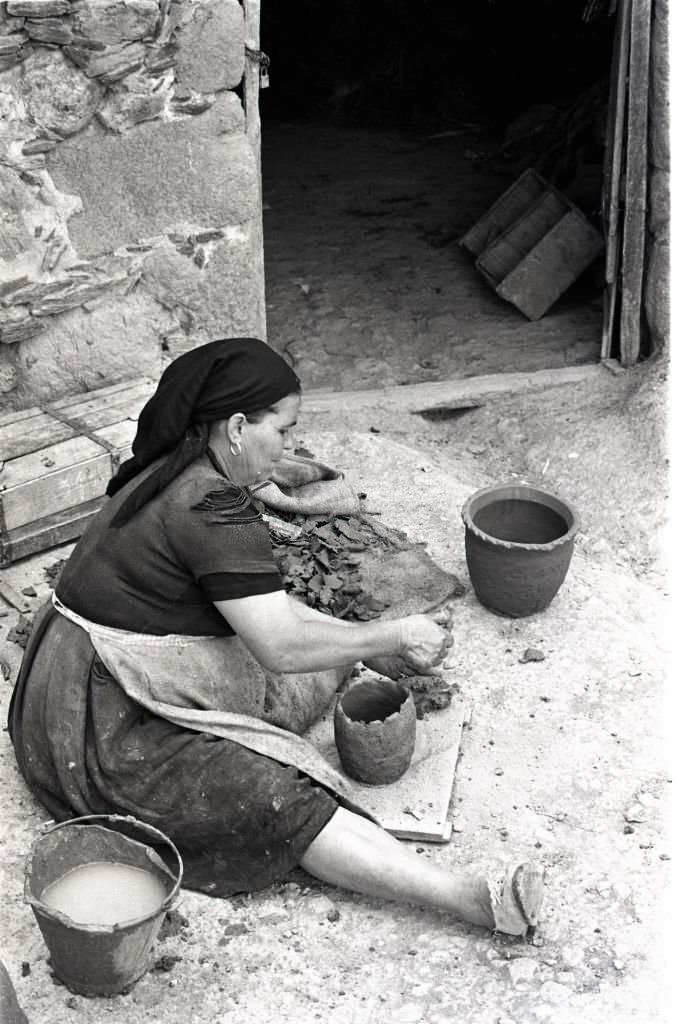 Pottery originating from Los Guanches, aborigines of North African origin, Las Palmas, Canary Islands, Spain, 1955.