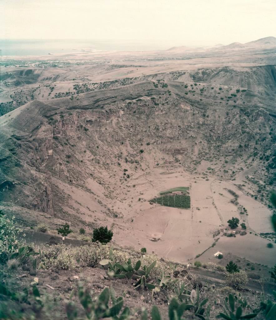 Crater landscape on Gran Canaria, 1960
