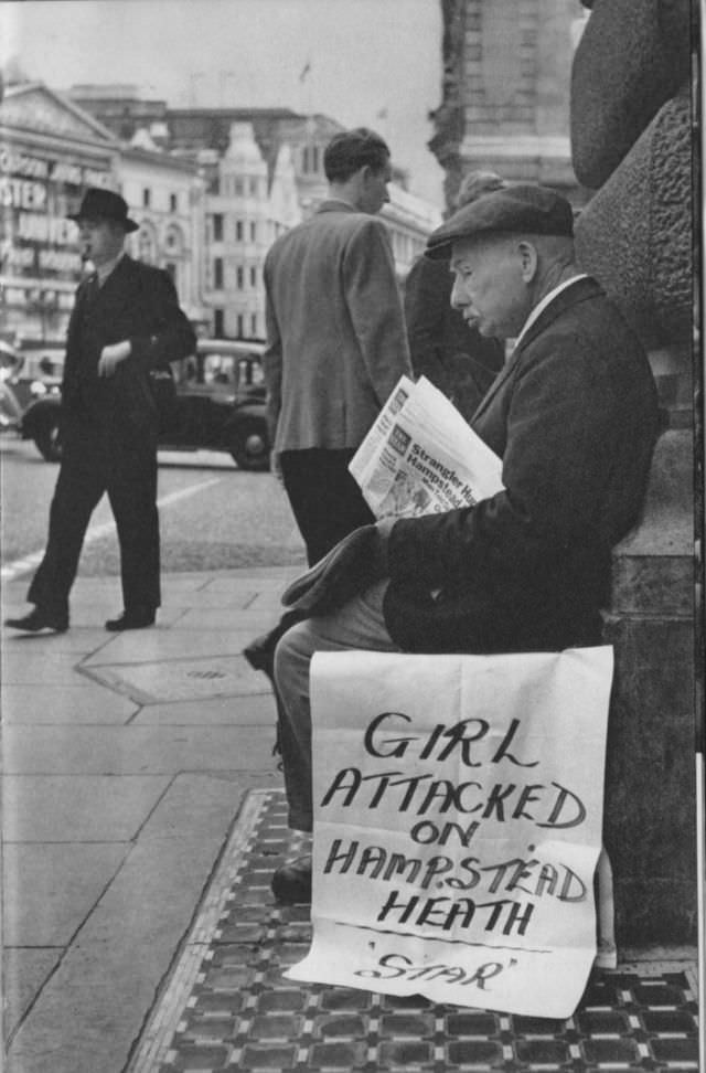 George Tippins newspaper seller, Piccadilly