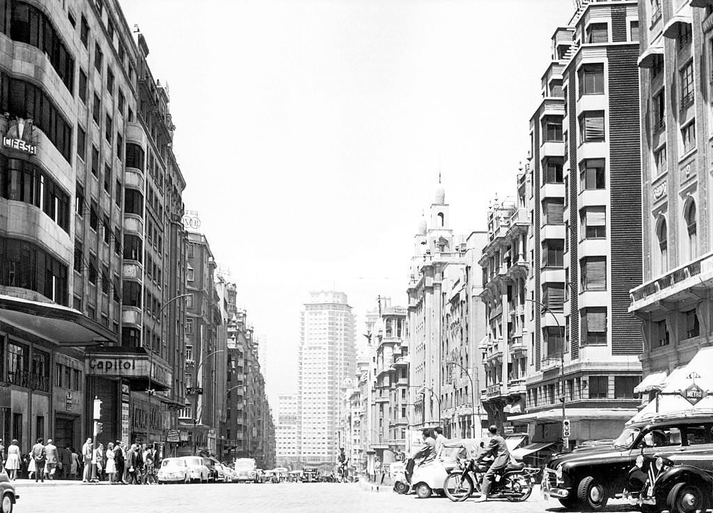 Jose Antonio Street, Madrid, 1960