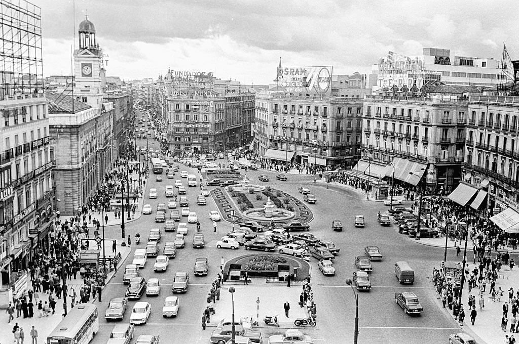 The "Plaza Cibeles" of Madrid in 1965.