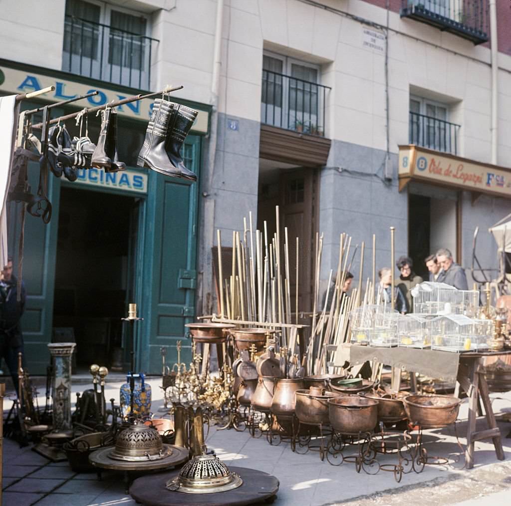 El Rastro, Madrid, 1965
