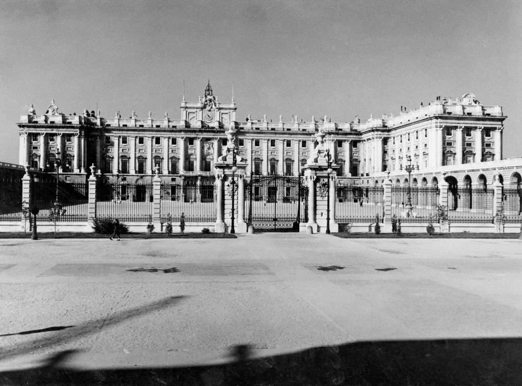 Royal Palace of Madrid, 1960s