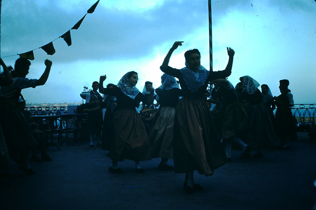 Stunning Color Photos of Mallorca, Spain in the 1950s