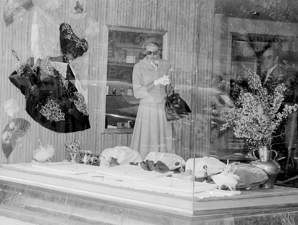 Princess Grace Shopping in Mallorca, 1950s