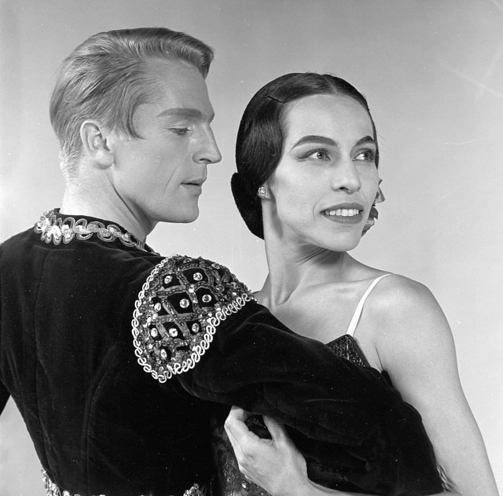 Maria Tallchief and Erik Bruhn in "Black Swan" photographed at Jacob's Pillow in 1961.
