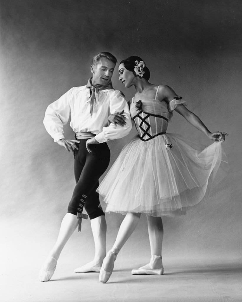 Maria Tallchief and Erik Bruhn performing 'Flower Festival in Genzano' in 1961.
