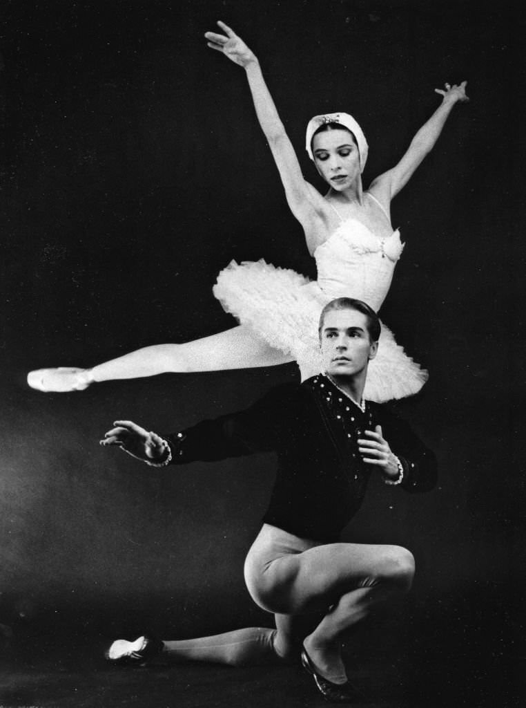 Maria Tallchief and Erik Bruhn performing 'Swan Lake' in December 1960.