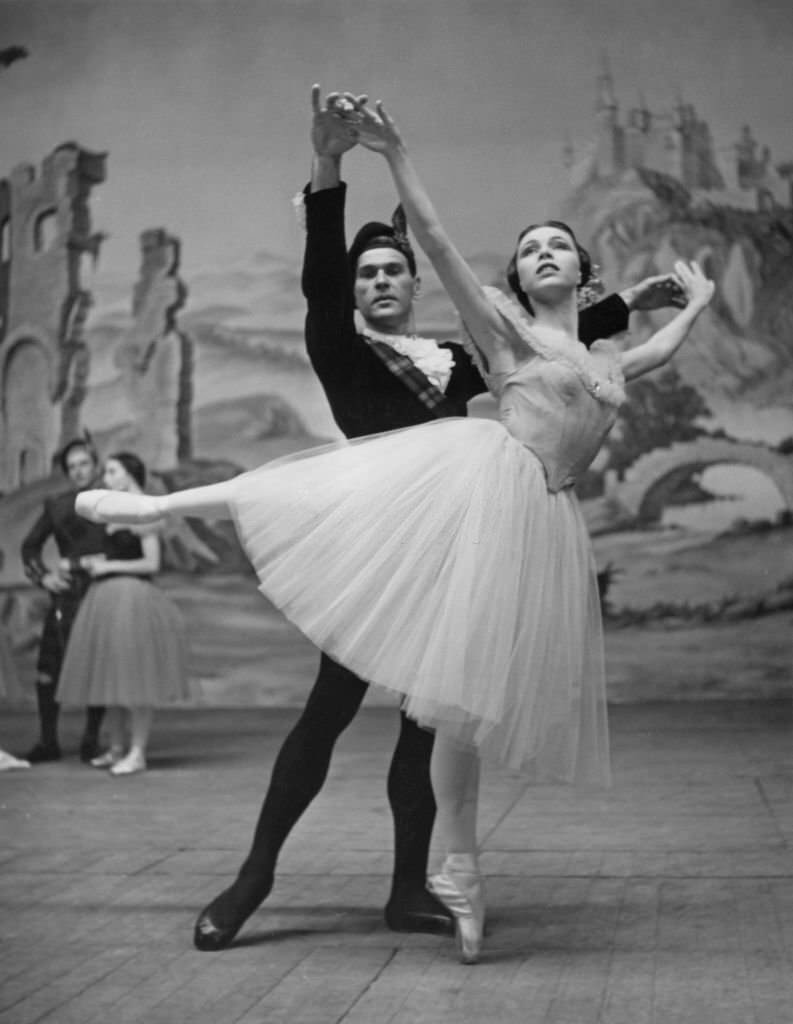 Maria Tallchief performing with Russian-American ballet dancer André Eglevsky in 'Scotch Symphony', 1952.