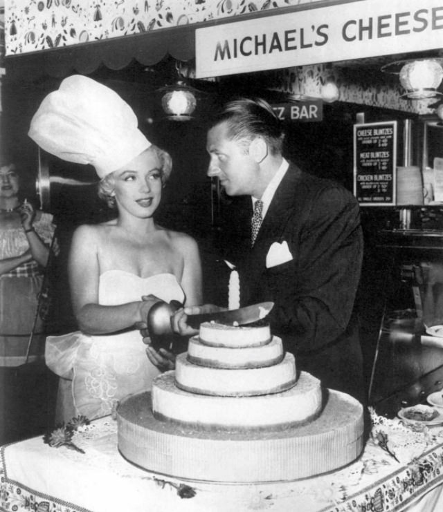 Marilyn Monroe Crowned as 'Cheesecake Queen' of the Year, 1952