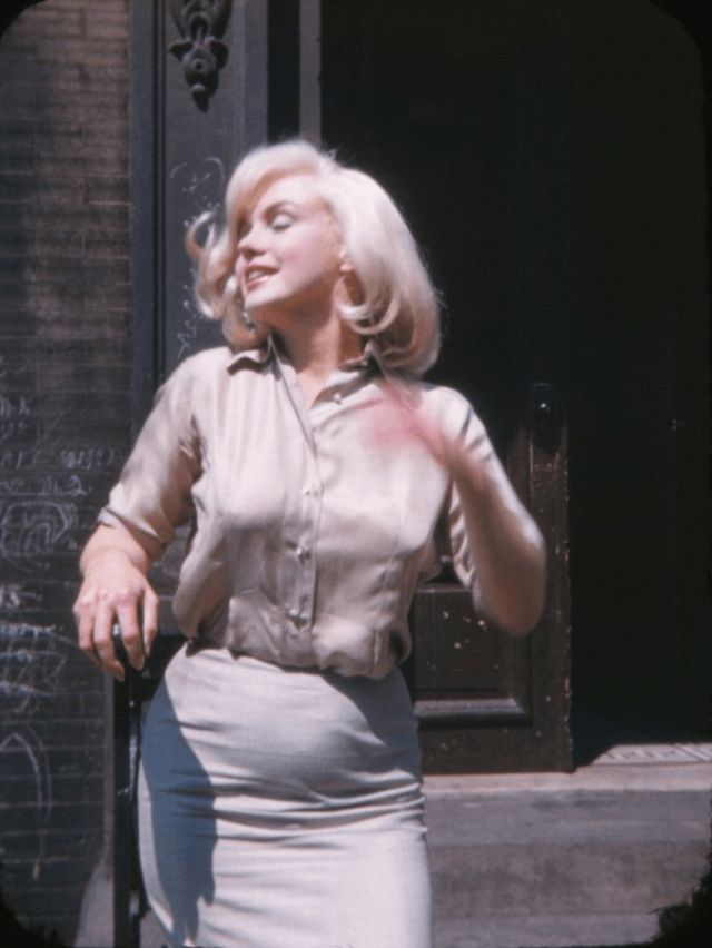 Rare Photos of Pregnant Marilyn Monroe in 1960