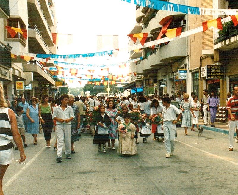 Stunning Photos Show Life of Moraira, Spain in the 1980s