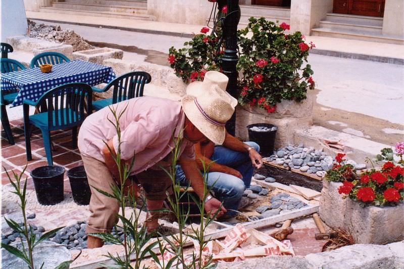 Stunning Photos Show Life of Moraira, Spain in the 1980s