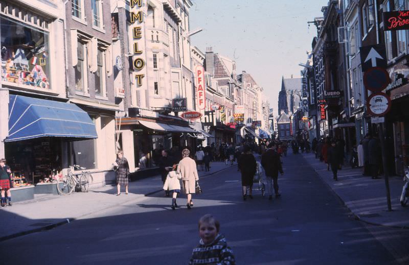 Pedestrianized shopping street, Steenweg, Utrecht, Netherlands, 1966