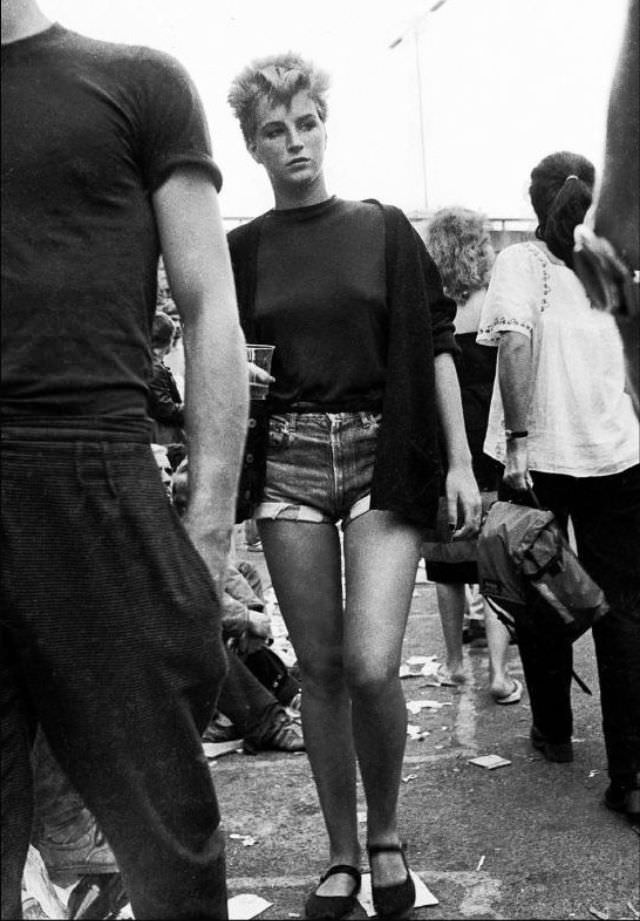 Fascinating Photos from the Notting Hill Carnival of 1981