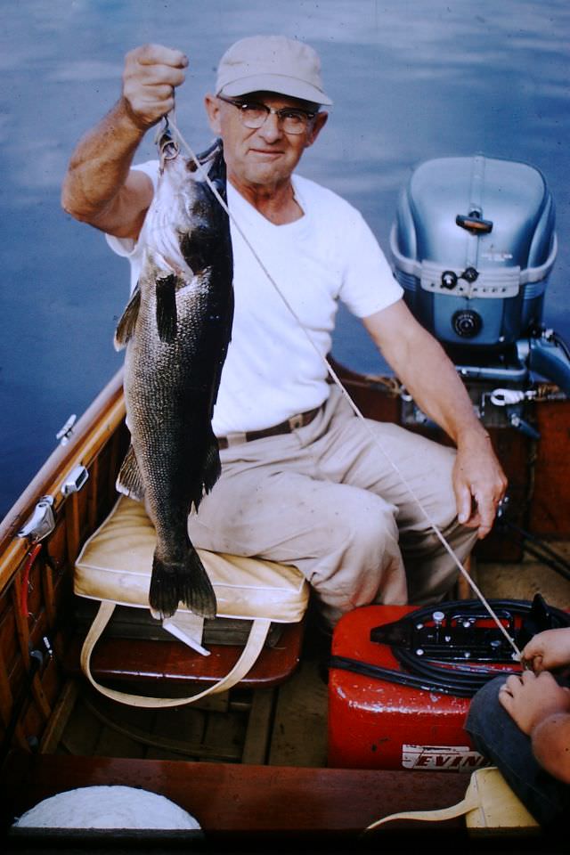 Vintage Photos of People Posing with Fishes in the 1960s