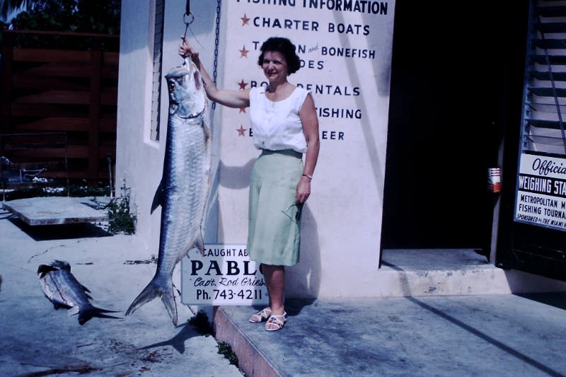 Vintage Photos of People Posing with Fishes in the 1960s