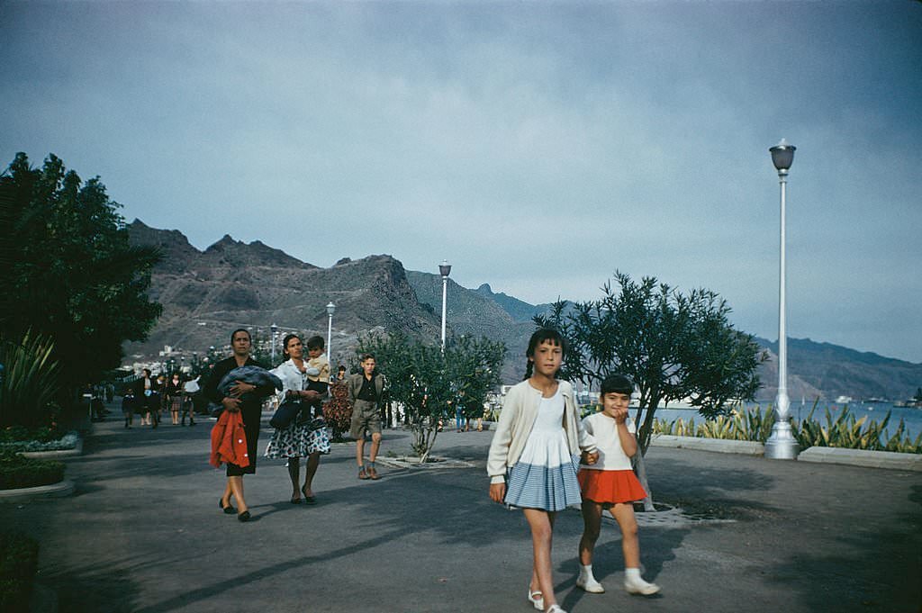 The promenade at Santa Cruz de Tenerife, Tenerife, Canary Islands, Spain, 23rd January 1962.