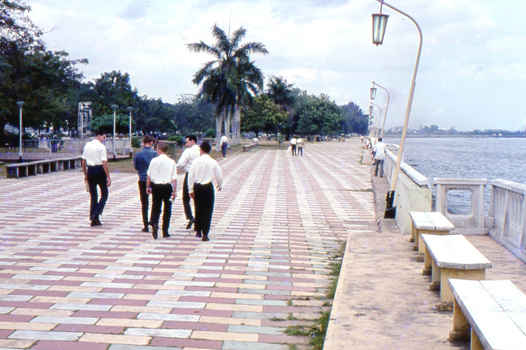 Singapore coastal road in 1965.