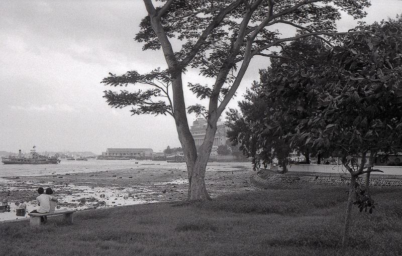 Singapore waterfront; in the distance is Clifford Pier, 1960s